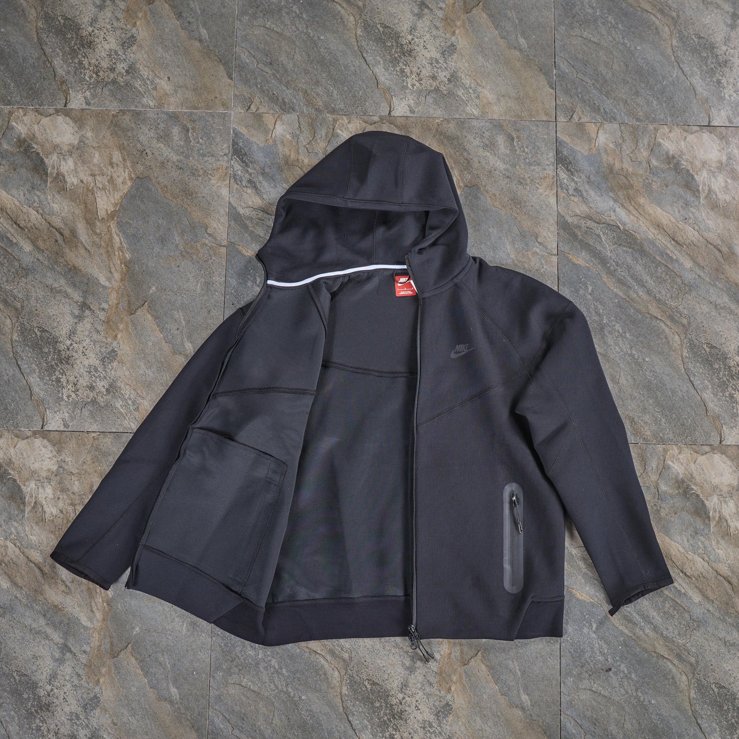 Nike Tech Windrunner